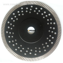 Sintered Turbo Blade with "Reinforced Ring"